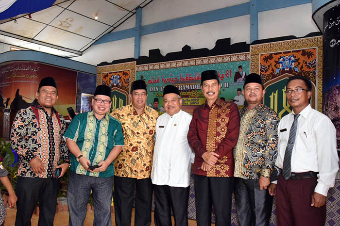 Hadiri Milad Hubbulwathan Riau Ke-81 Tahun. Bupati Bengkalis: YPP Hubbulwathan Ujung Tombak Generasi Muda Islam Dalam Memberantas Faham Negatif Hadiri Milad Hubbulwathan Riau Ke-81 Tahun. Bupati Bengkalis: YPP Hubbulwathan Ujung Tombak Generasi Muda Islam Dalam Memberantas Faham Negatif